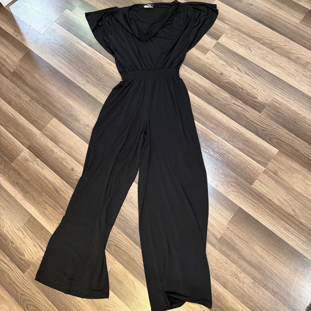 AGB Black stretchy wide leg cowl neck Flutter sleeves Jumpsuit M